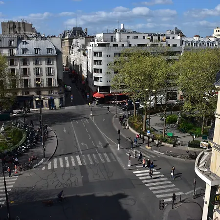 Absolute Hotel Paris République-3